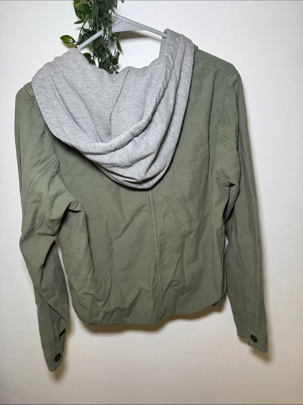 Free people Olive Green Hooded Jacket with Embroidered Trim size S - Picture 9 of 9